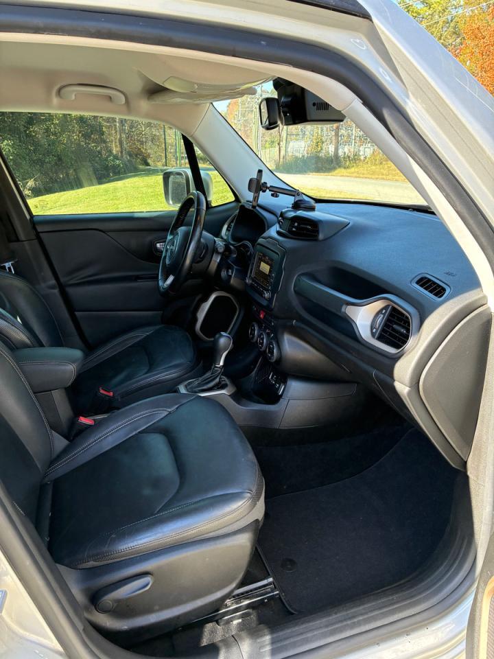 2016 Jeep Renegade, Limited