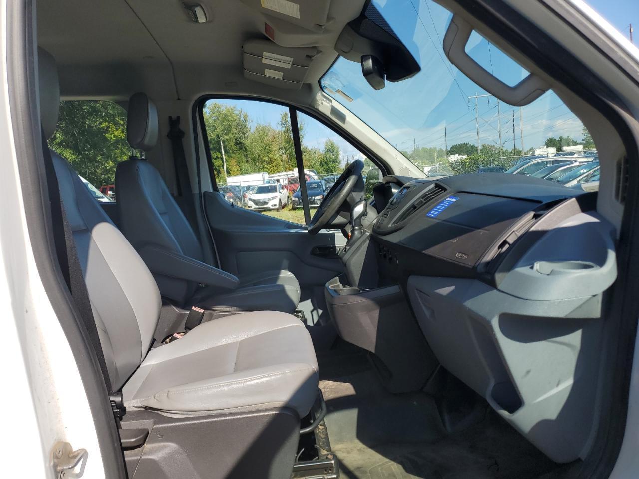 2015 Ford Transit, T-150
