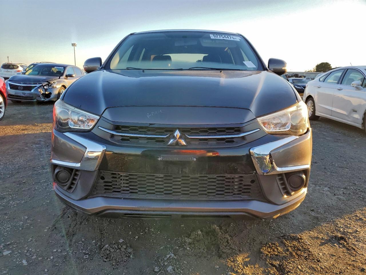 2018 Mitsubishi Outlander, ES
