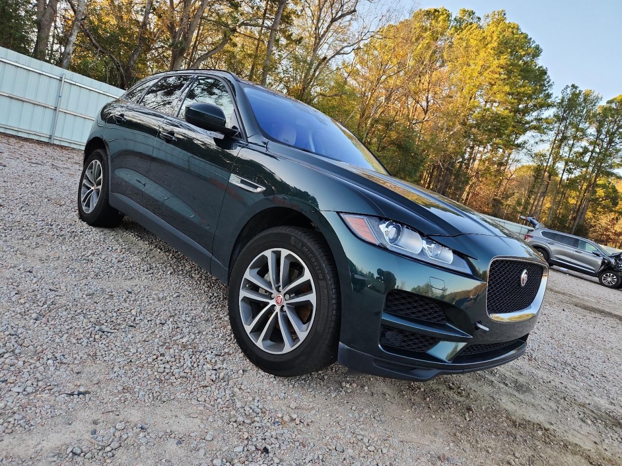 2017 Jaguar F-Pace, Premium