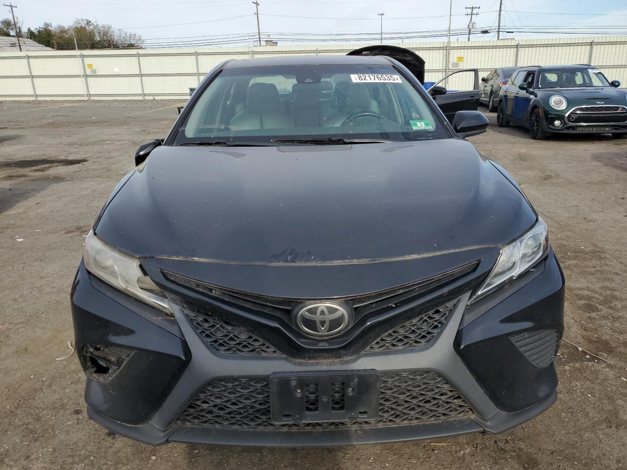2018 Toyota Camry, L