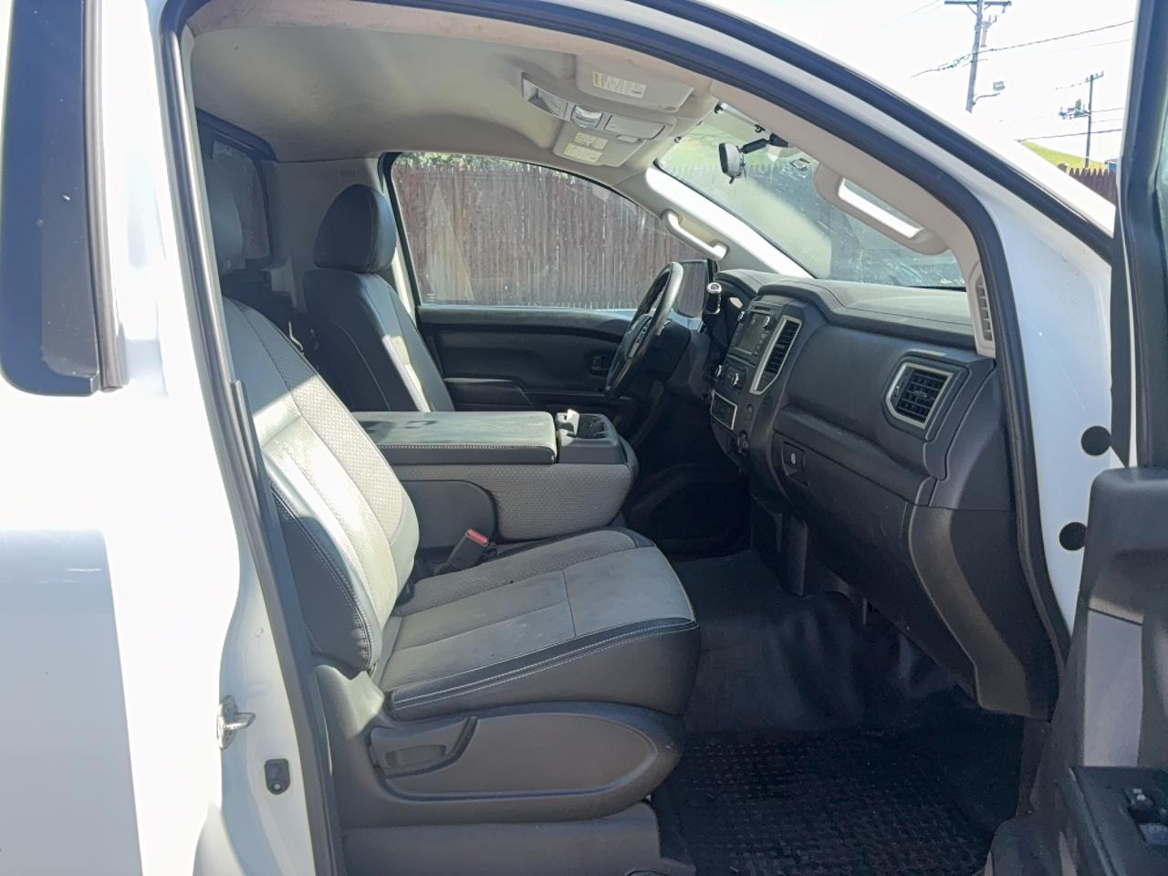 2019 Nissan Titan, S