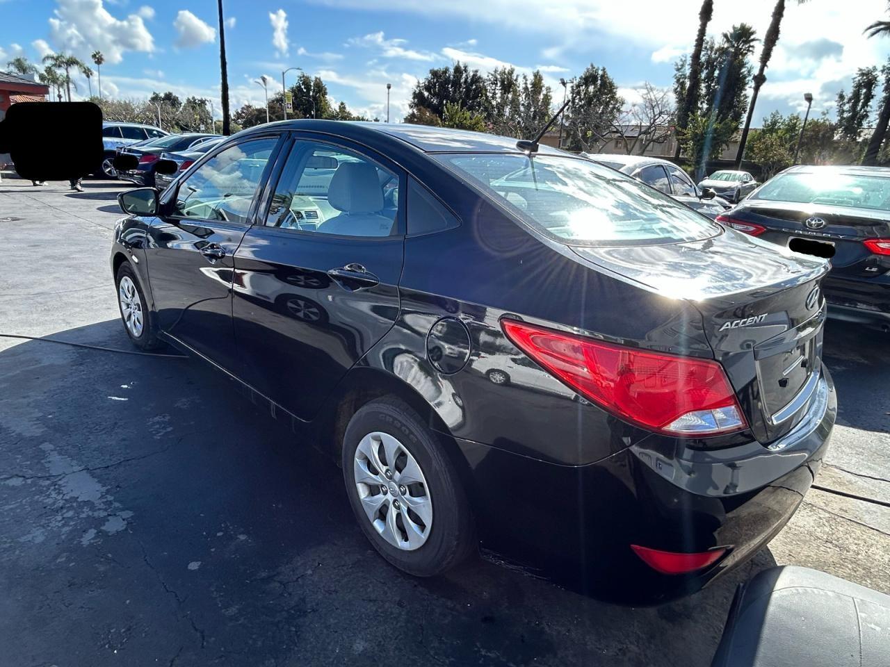 2017 Hyundai Accent, SE