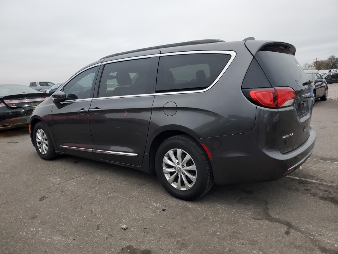 2017 Chrysler Pacifica, Touri...
