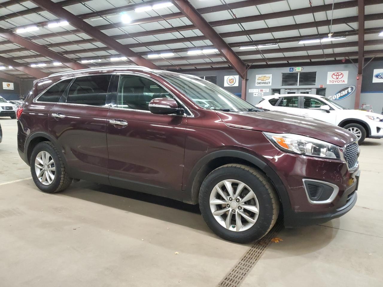2016 KIA Sorento, LX