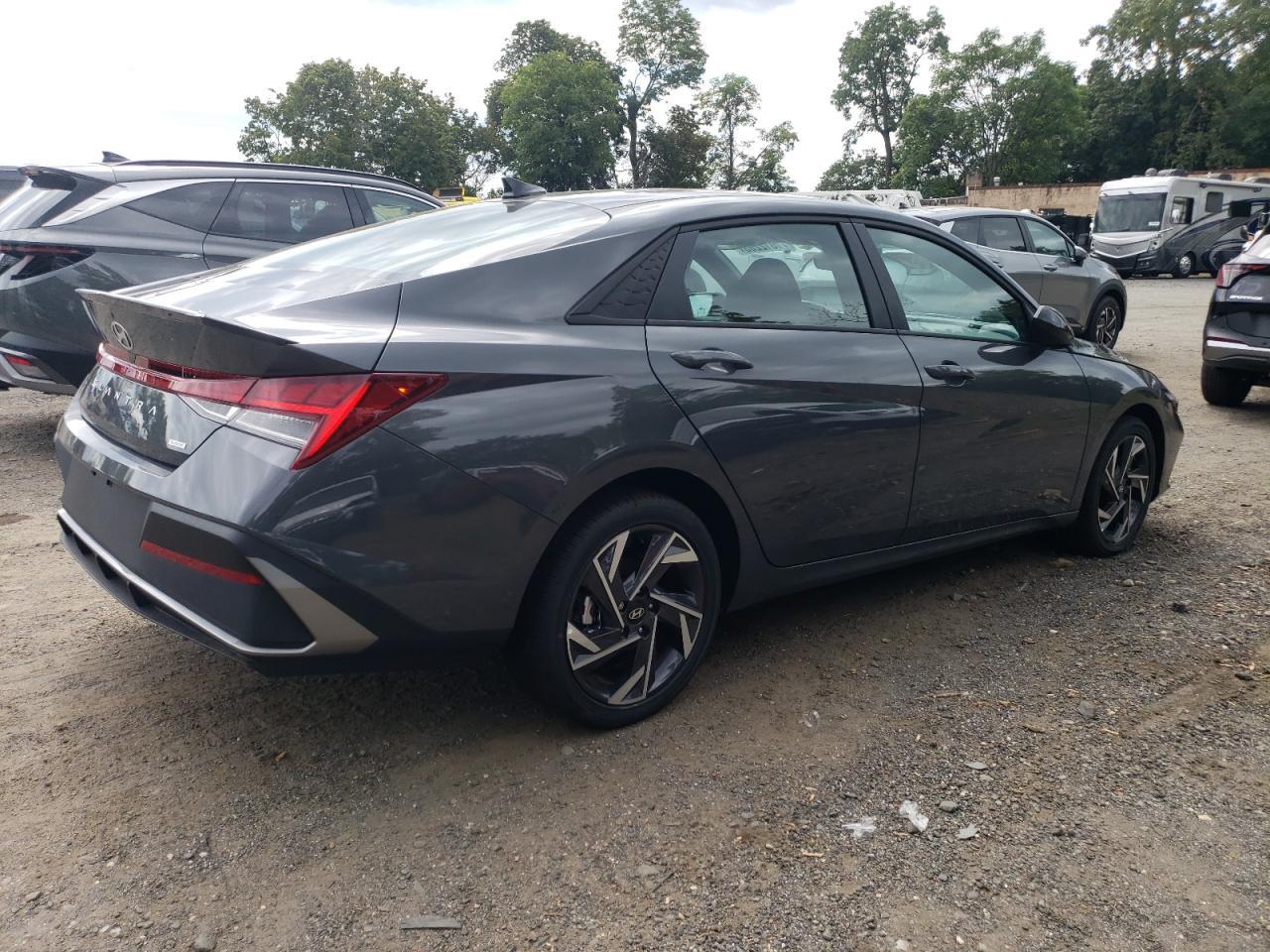 2025 Hyundai Elantra, Blue