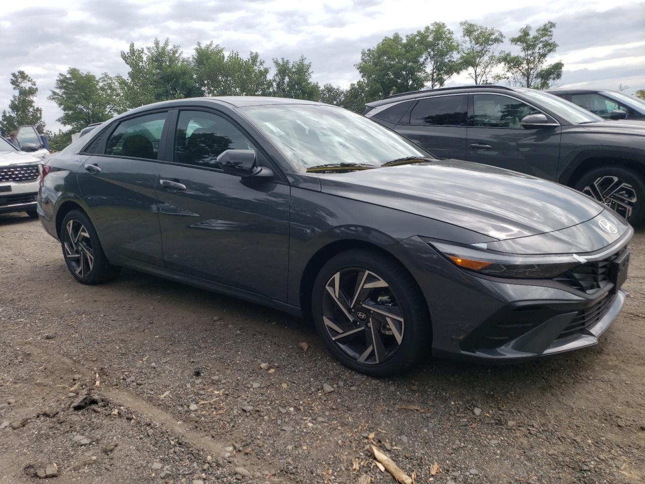 2025 Hyundai Elantra, Blue