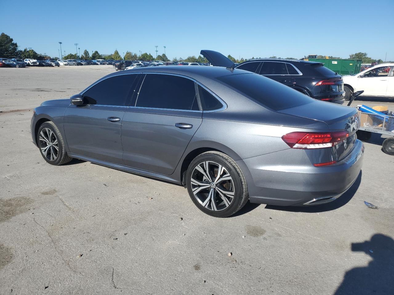 2021 Volkswagen Passat, SE