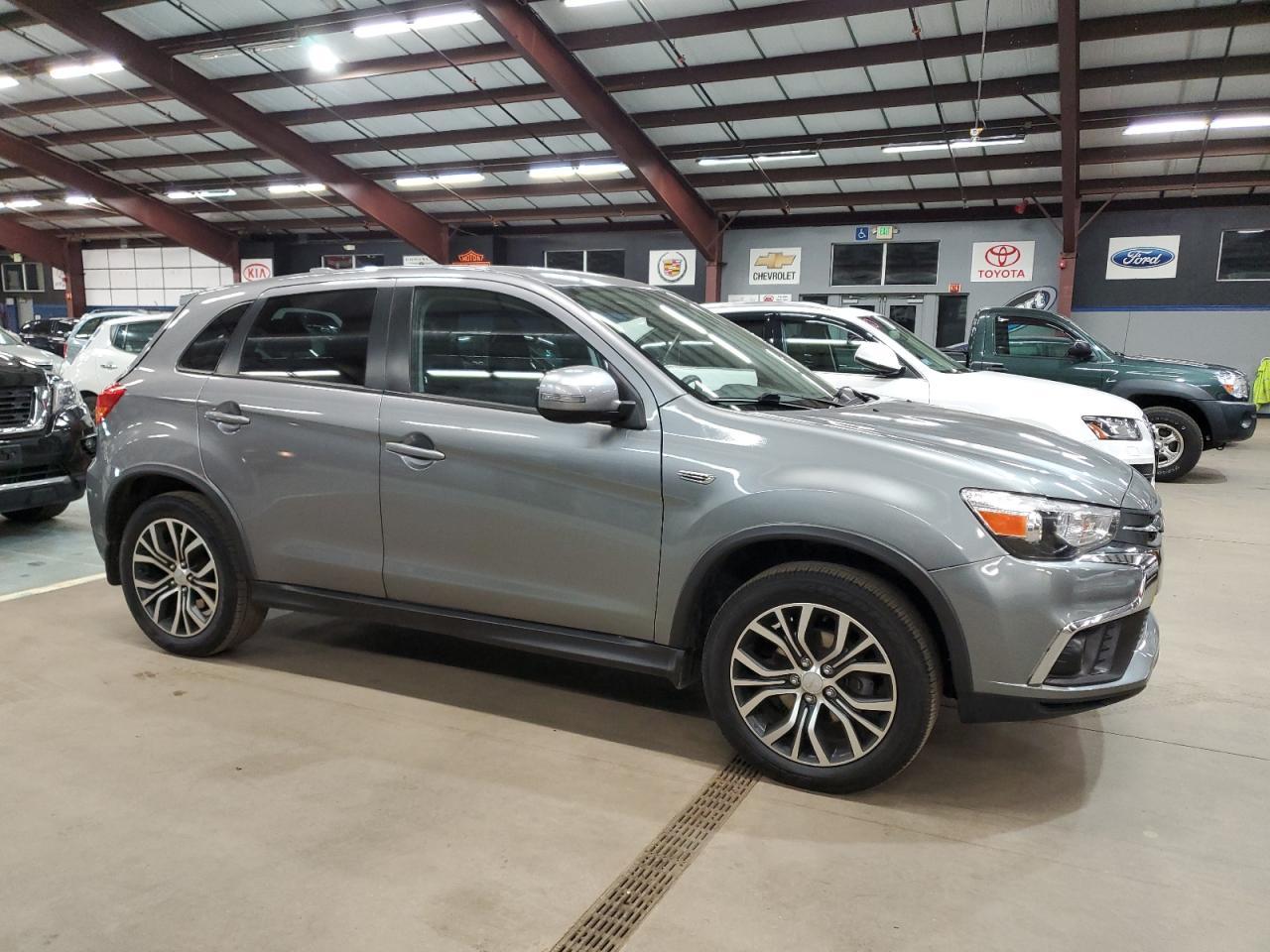 2019 Mitsubishi Outlander, ES