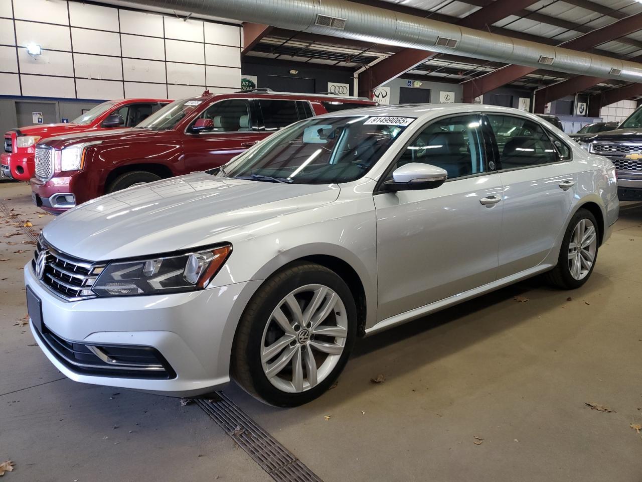 2019 Volkswagen Passat, Wolfs...