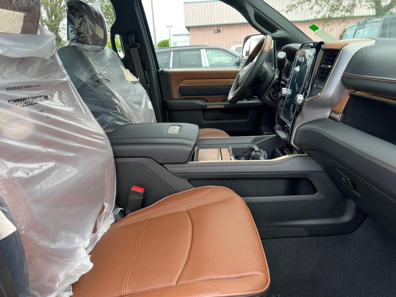 2022 RAM 3500, Longhorn