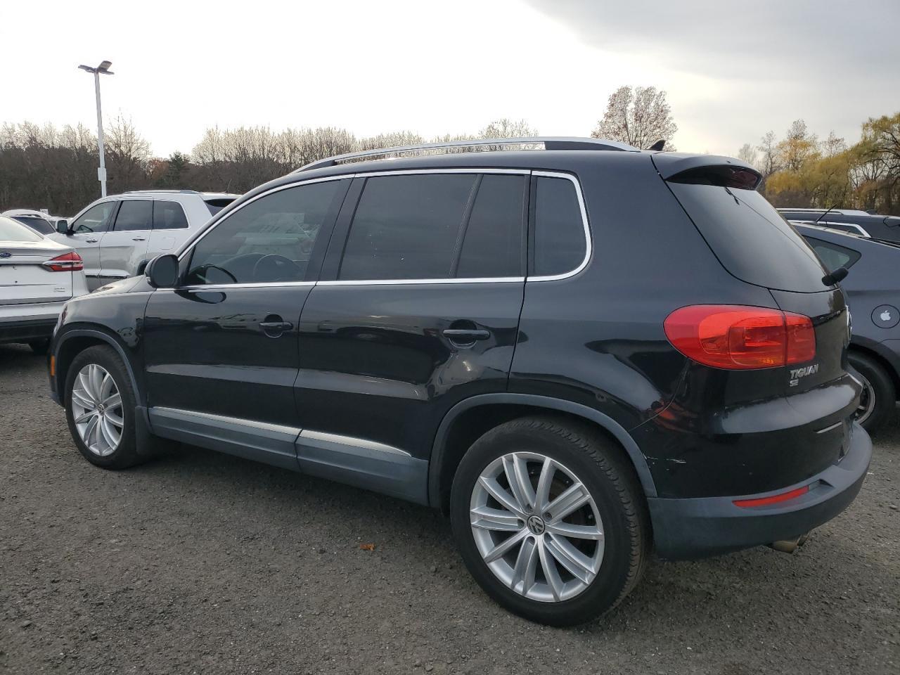 2016 Volkswagen Tiguan, S