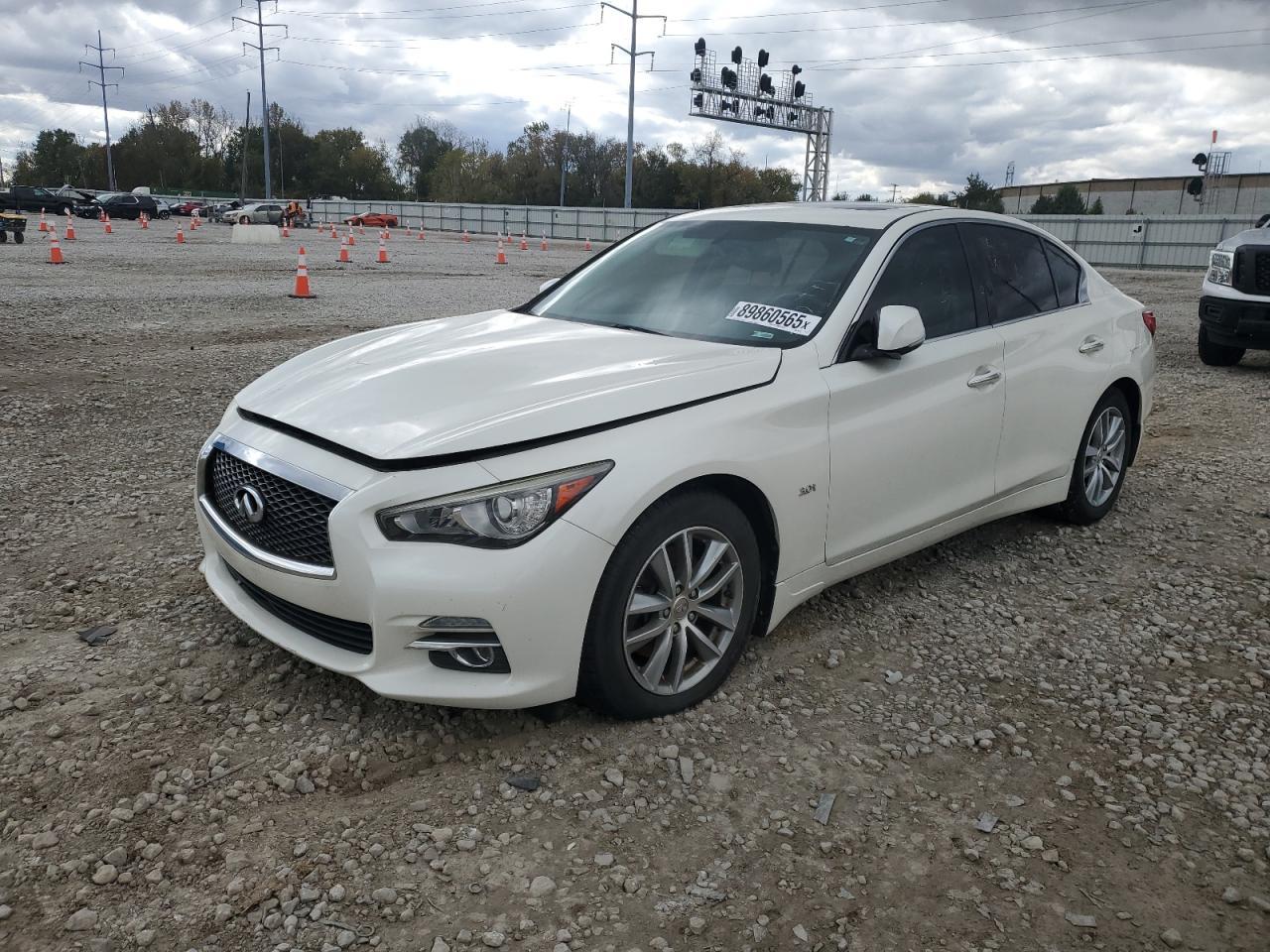 2016 Infiniti Q50, Premium