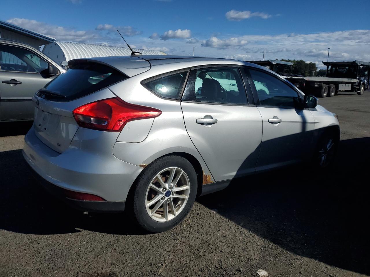 2016 Ford Focus, SE