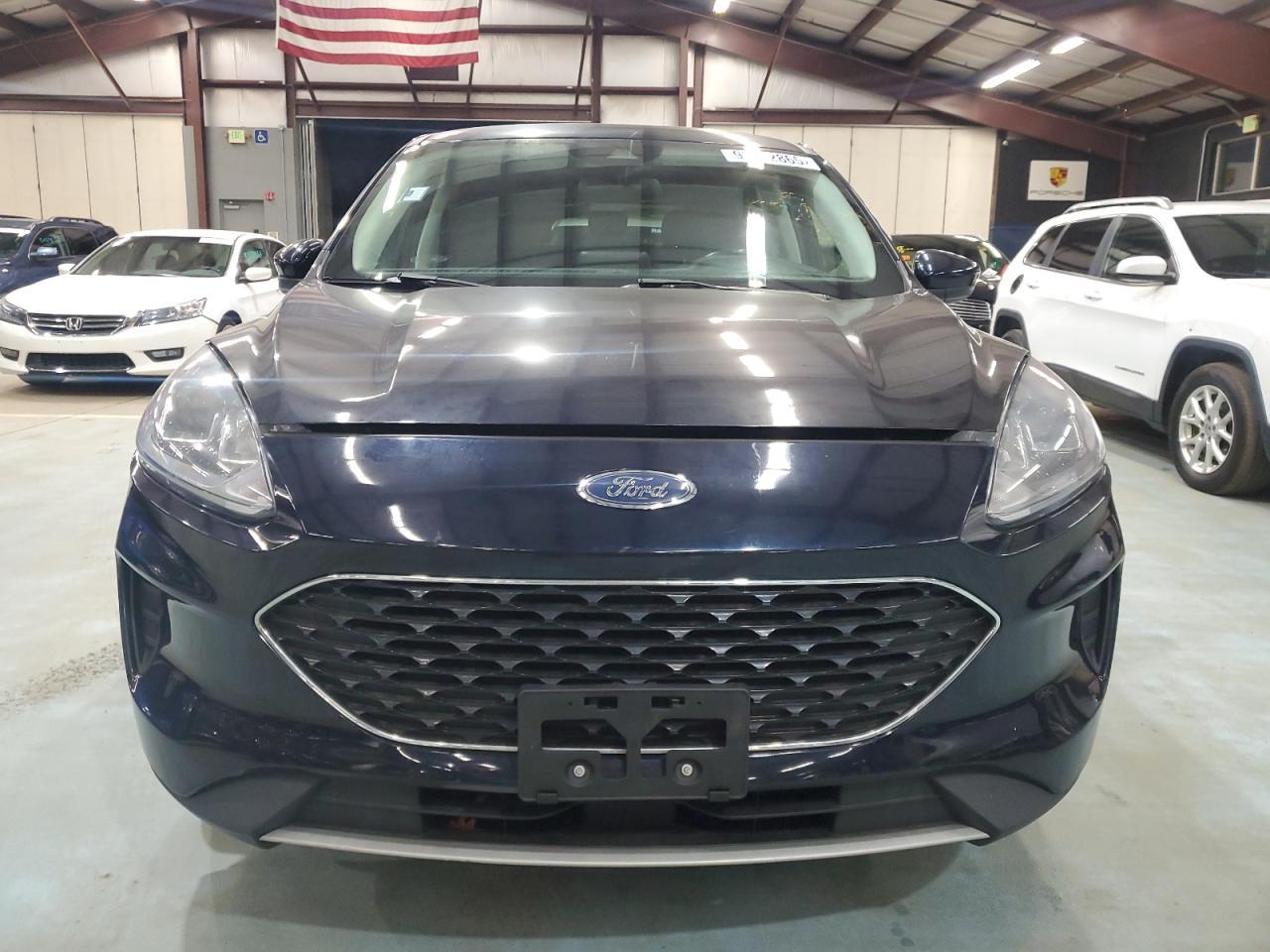 2021 Ford Escape, SE