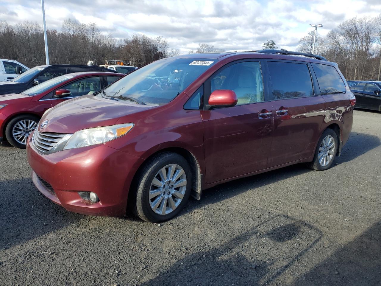 2015 Toyota Sienna, Xle