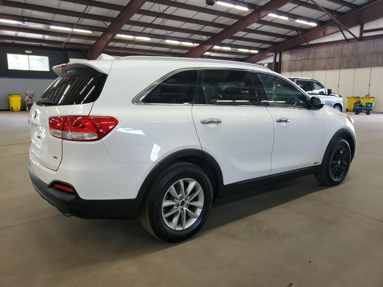 2018 KIA Sorento, LX