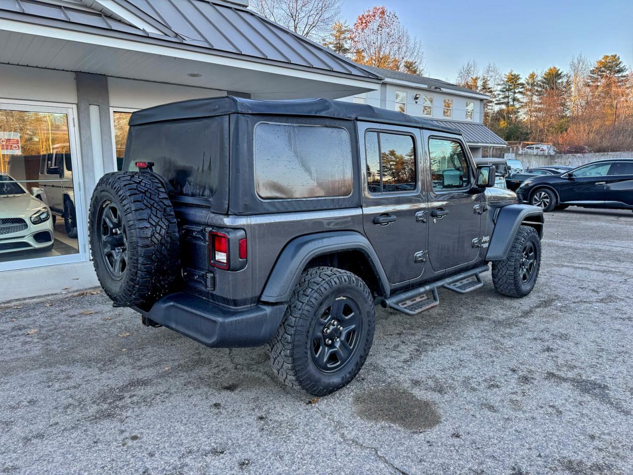 2020 Jeep Wrangler, Sport