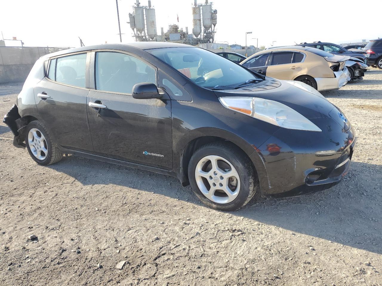 2015 Nissan Leaf, S