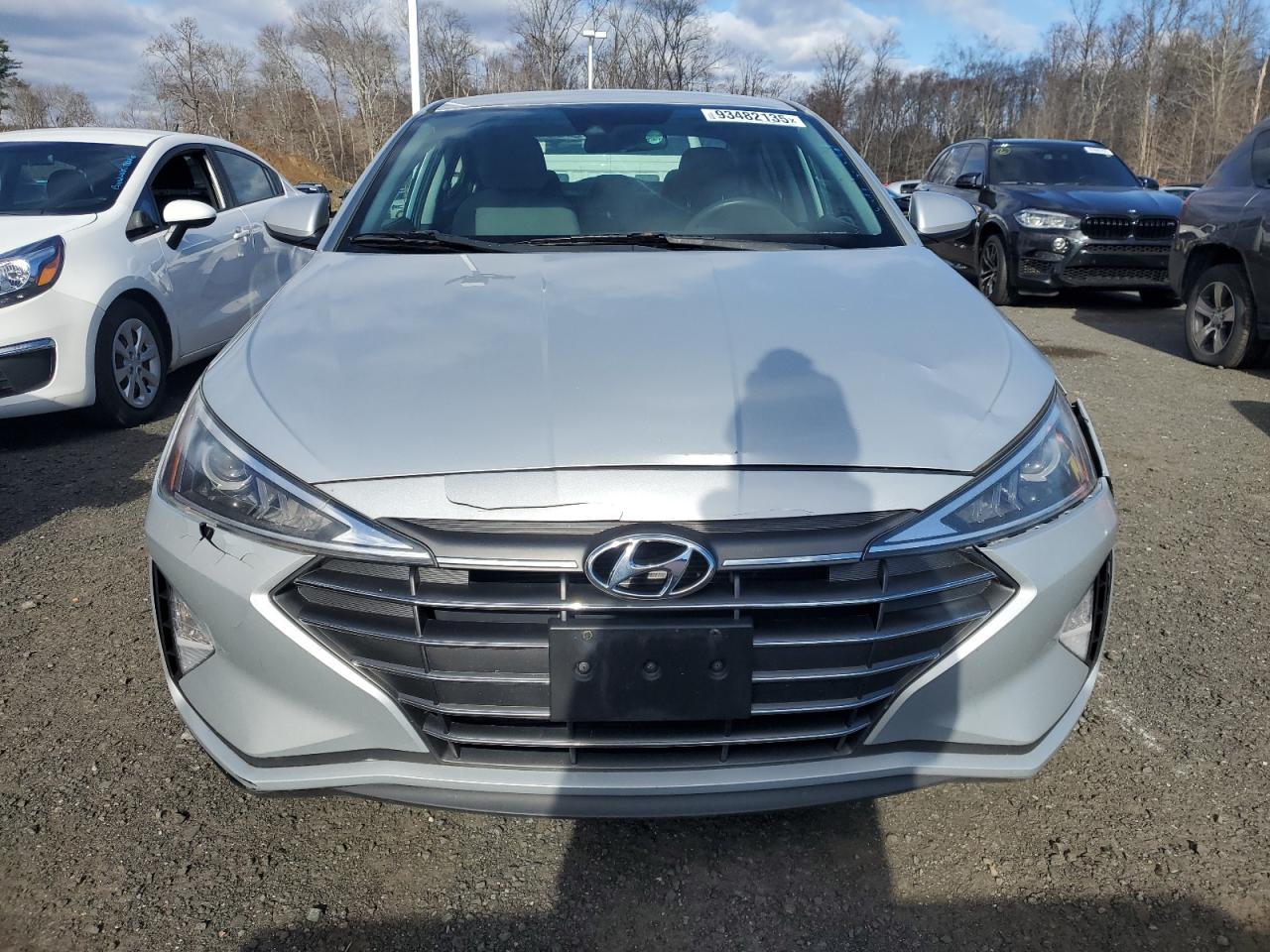 2019 Hyundai Elantra, Sel