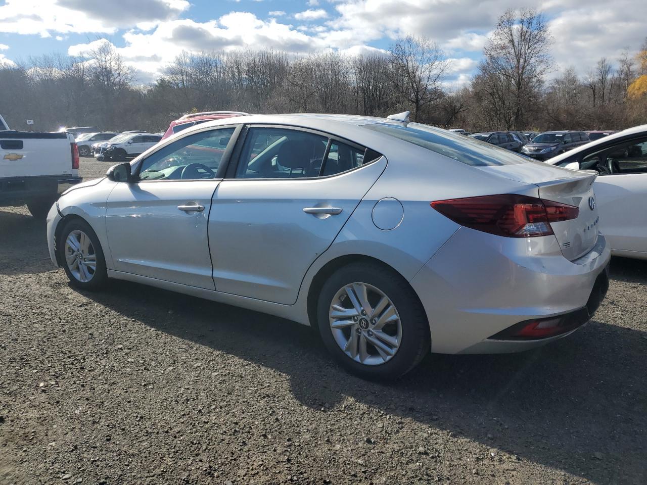 2019 Hyundai Elantra, Sel