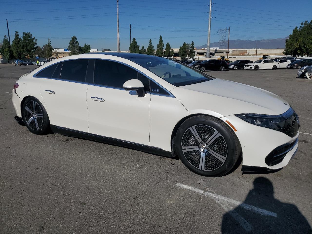 2022 Mercedes-Benz EQS, 450+