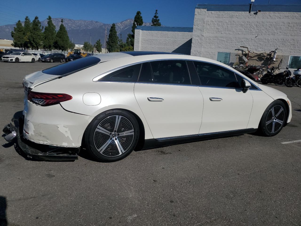 2022 Mercedes-Benz EQS, 450+