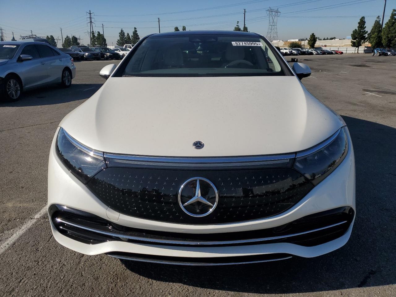 2022 Mercedes-Benz EQS, 450+