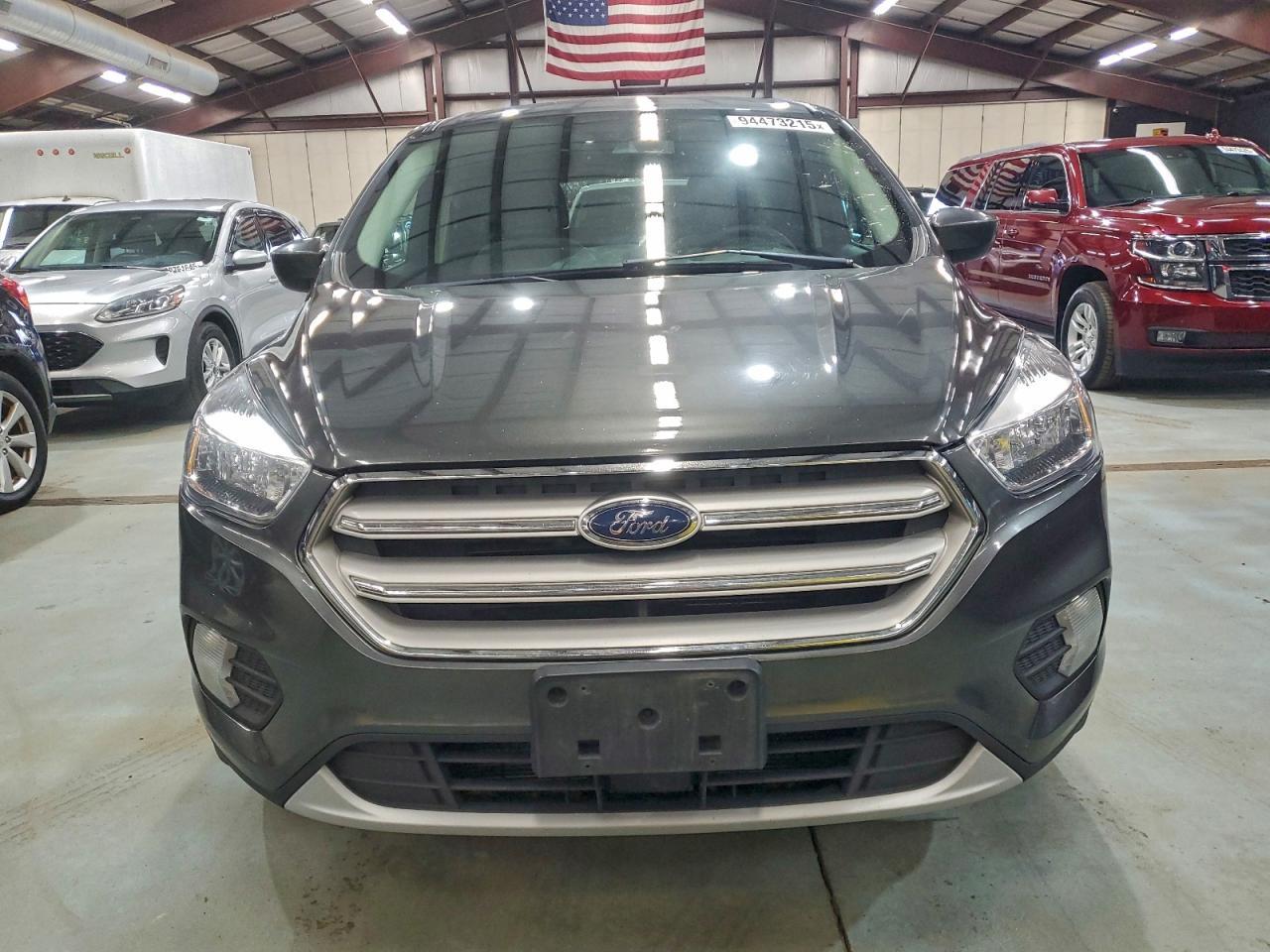 2019 Ford Escape, SE