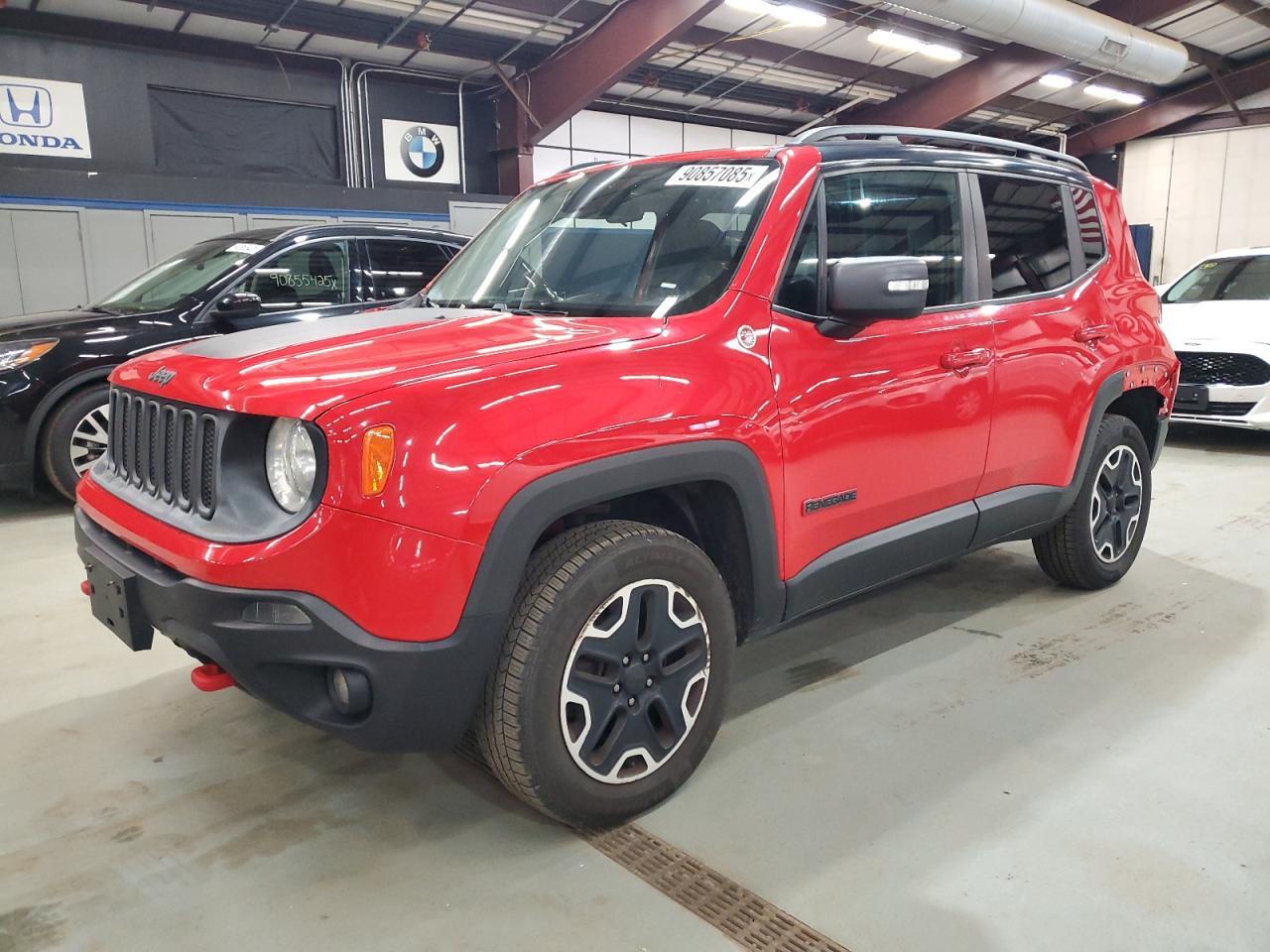 2016 Jeep Renegade, Trailhawk