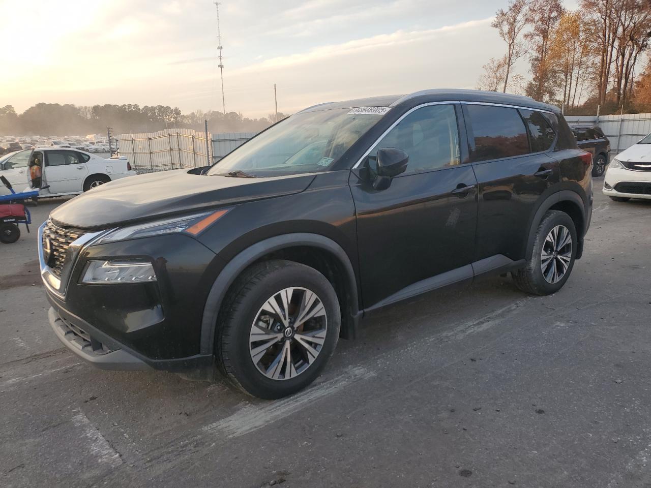 2021 Nissan Rogue, SV
