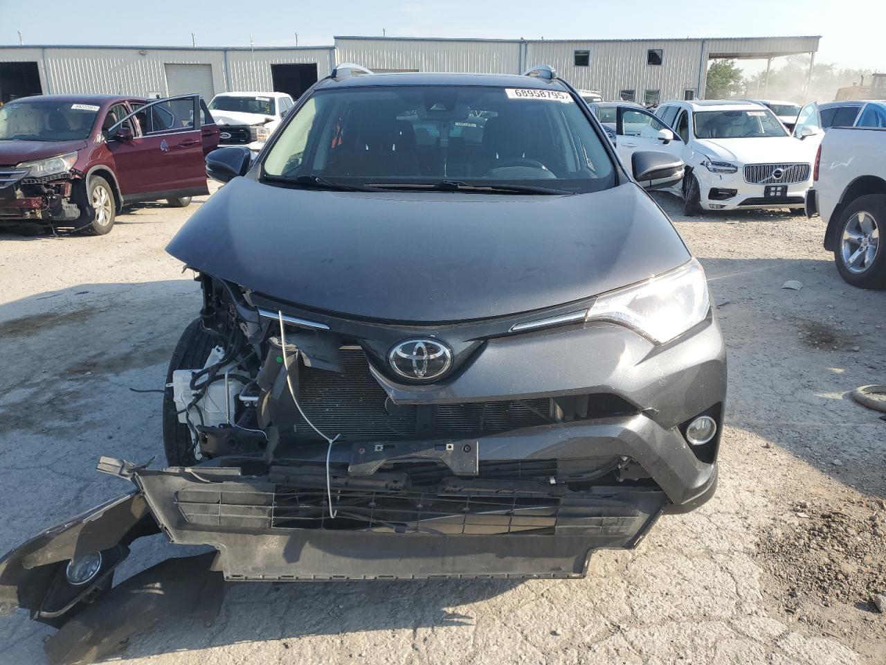 2018 Toyota RAV4, Adventure