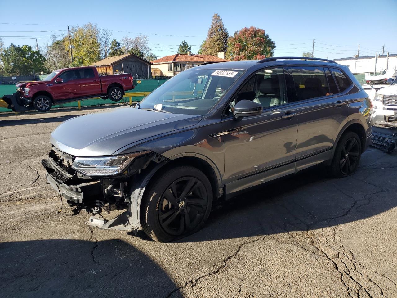 2024 Volkswagen Tiguan, Se R-...