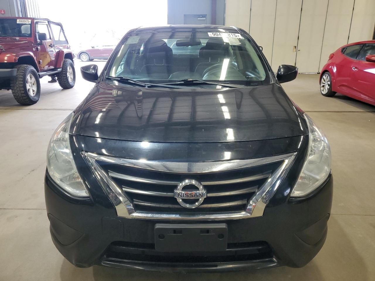 2019 Nissan Versa, S