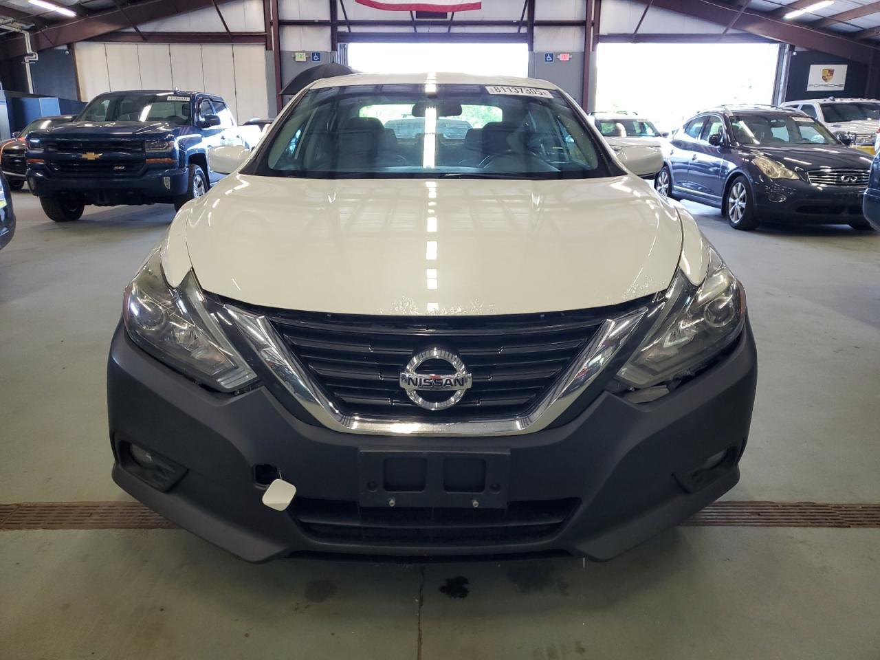 2017 Niss Altima, 2.5