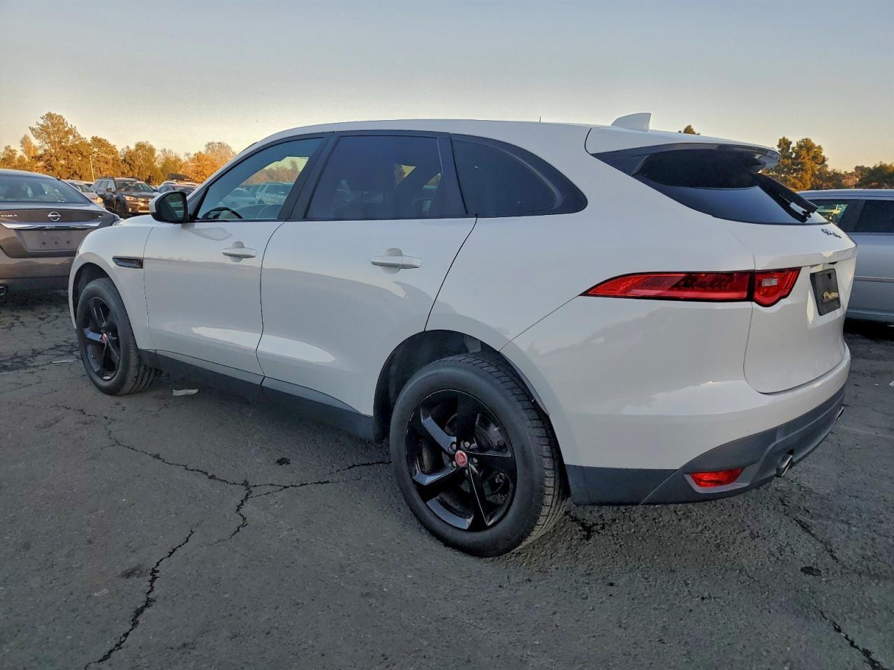 2017 Jaguar F-Pace, Premium