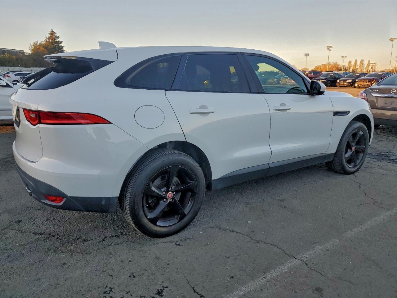 2017 Jaguar F-Pace, Premium
