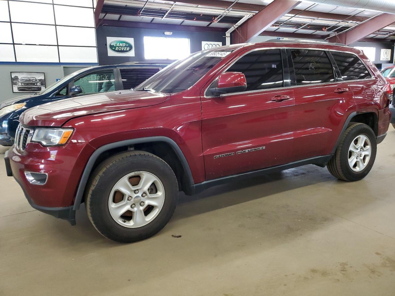 2017 Jeep Grand Cherokee, Laredo
