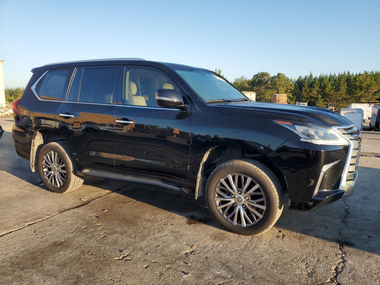 2019 Lexus LX, 570