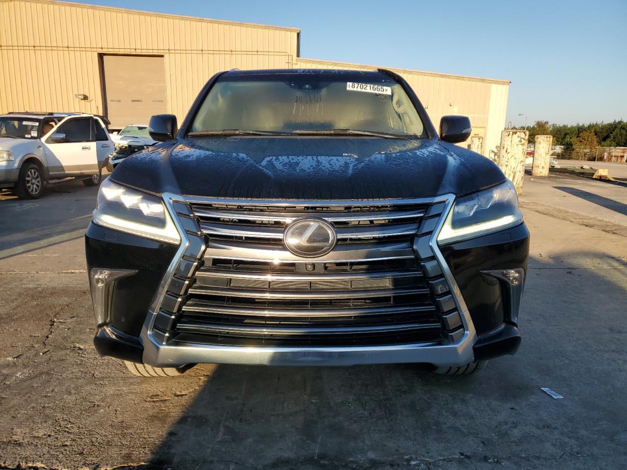 2019 Lexus LX, 570