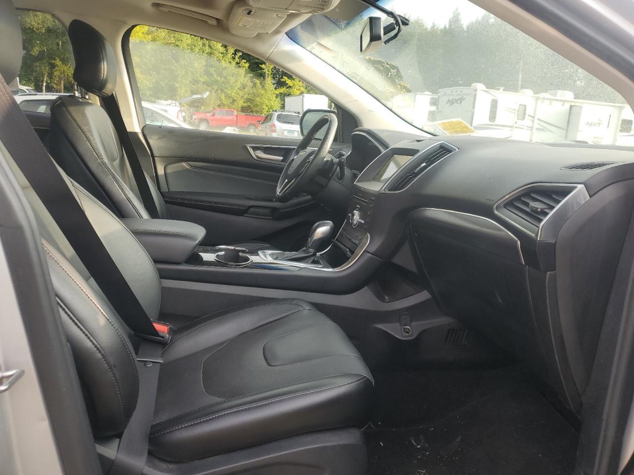 2017 Ford Edge, Titanium