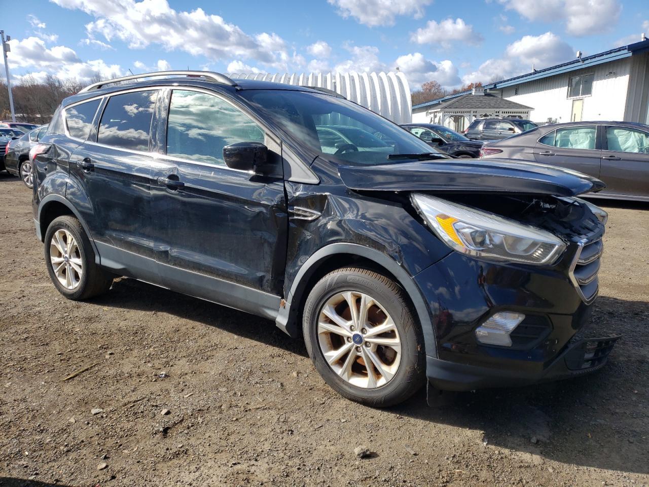 2017 Ford Escape, SE