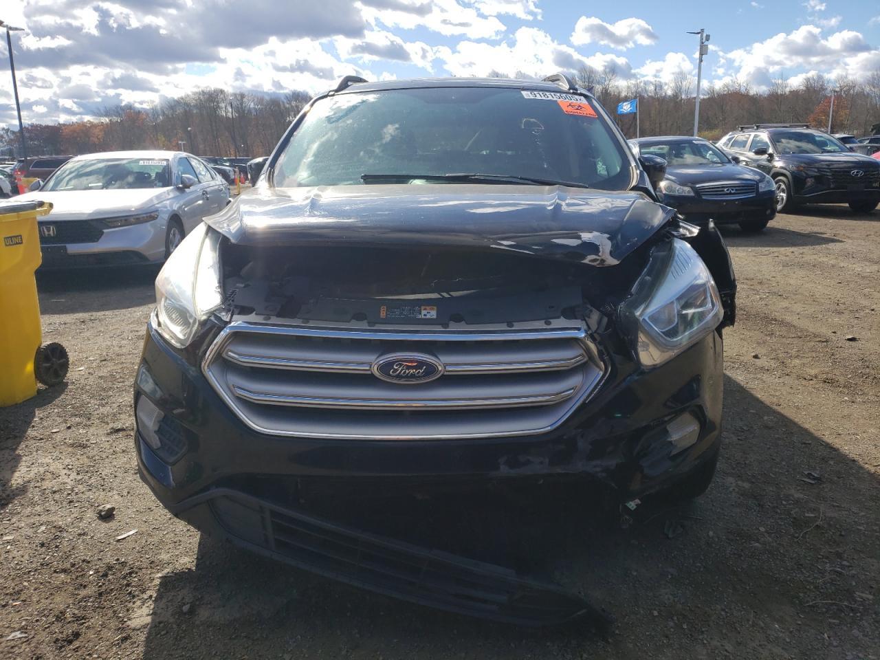 2017 Ford Escape, SE