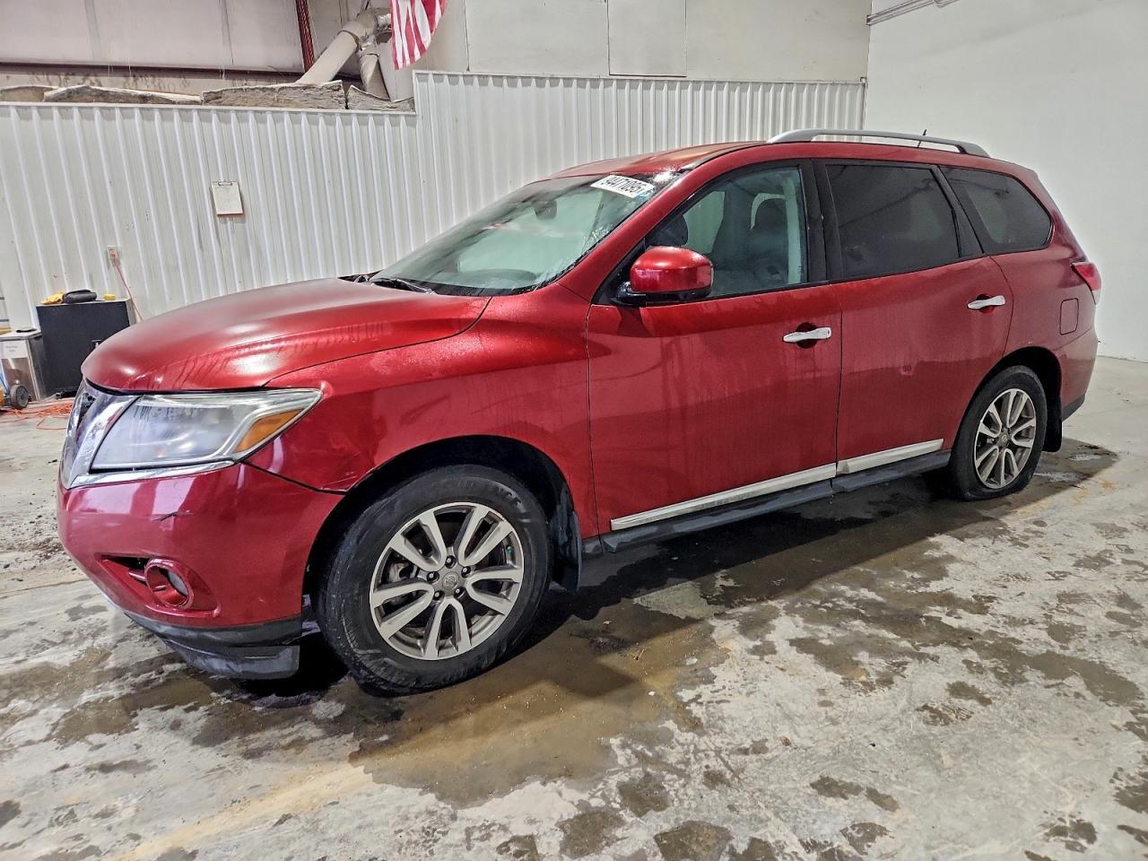 2015 Nissan Pathfinder, S