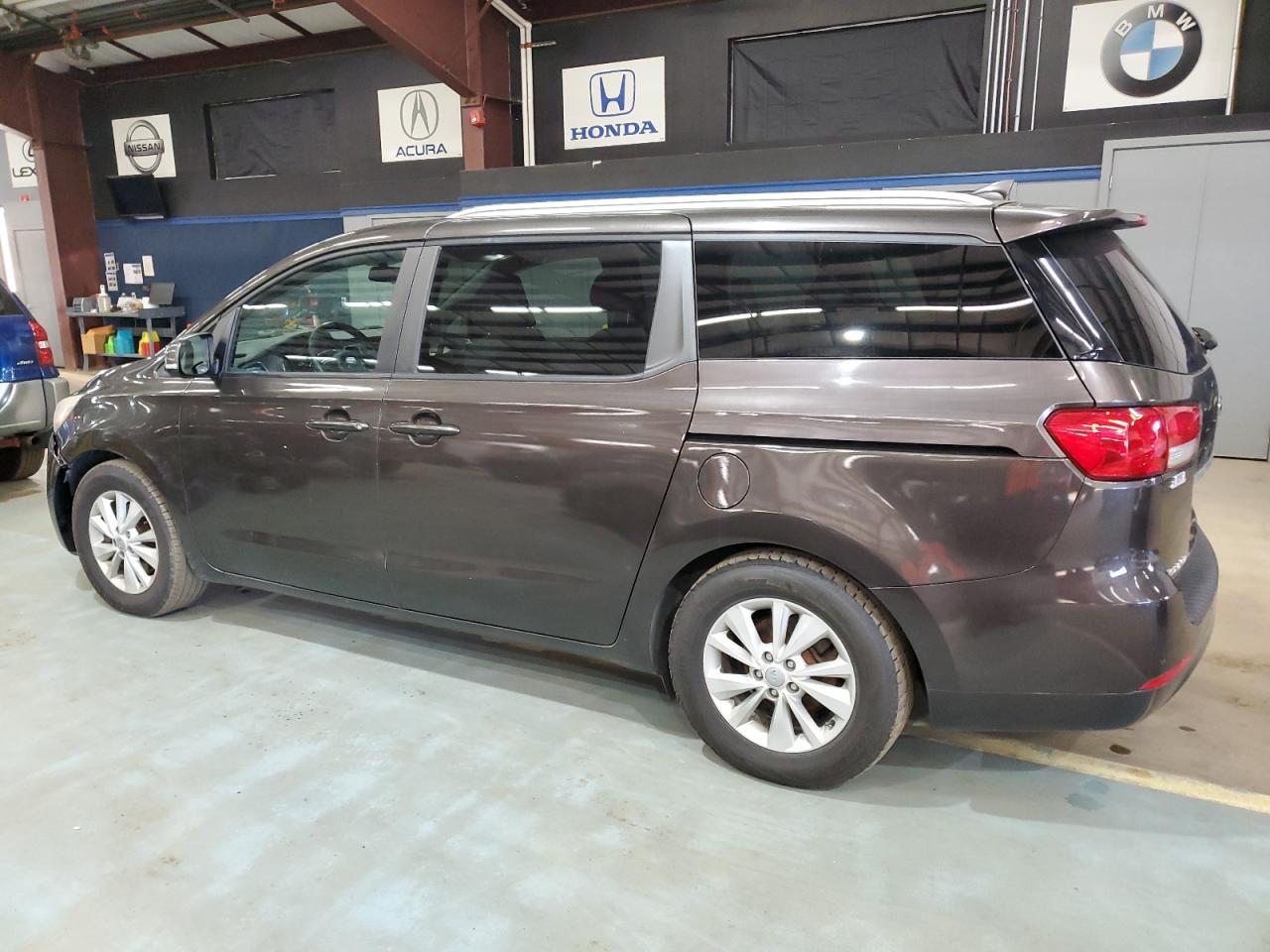 2016 KIA Sedona, LX