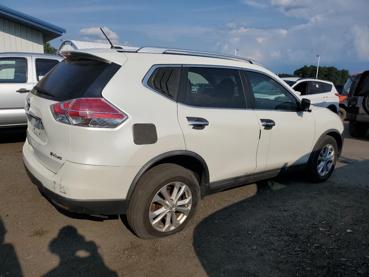 2016 Nissan Rogue, S