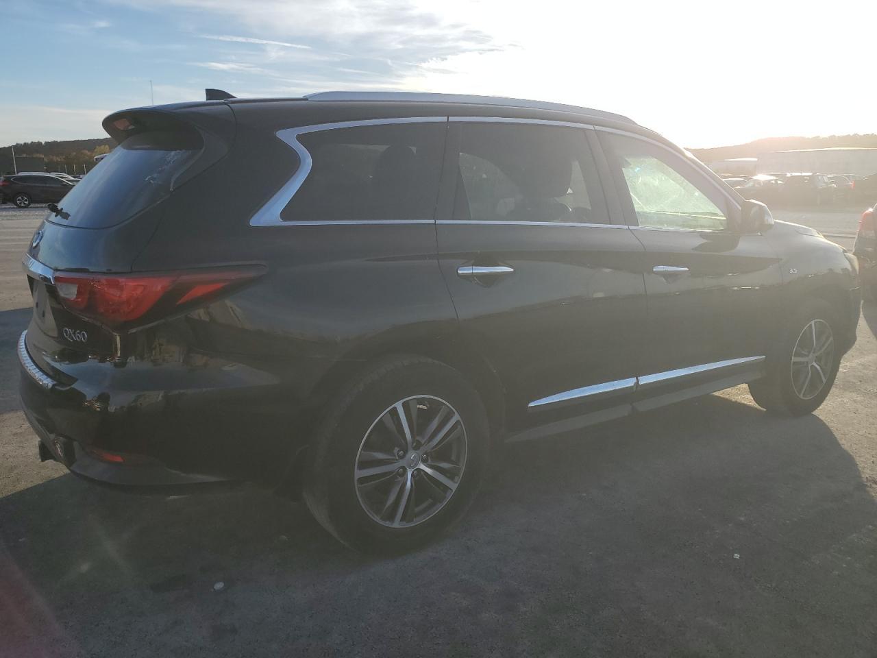 2016 Infiniti QX60