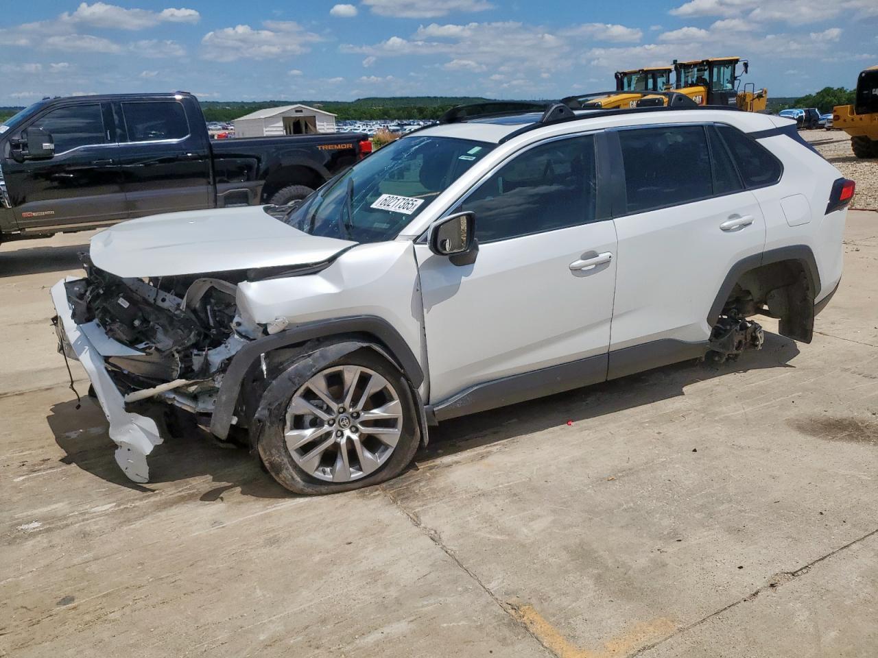 2023 Toyota RAV4, Xle Premium