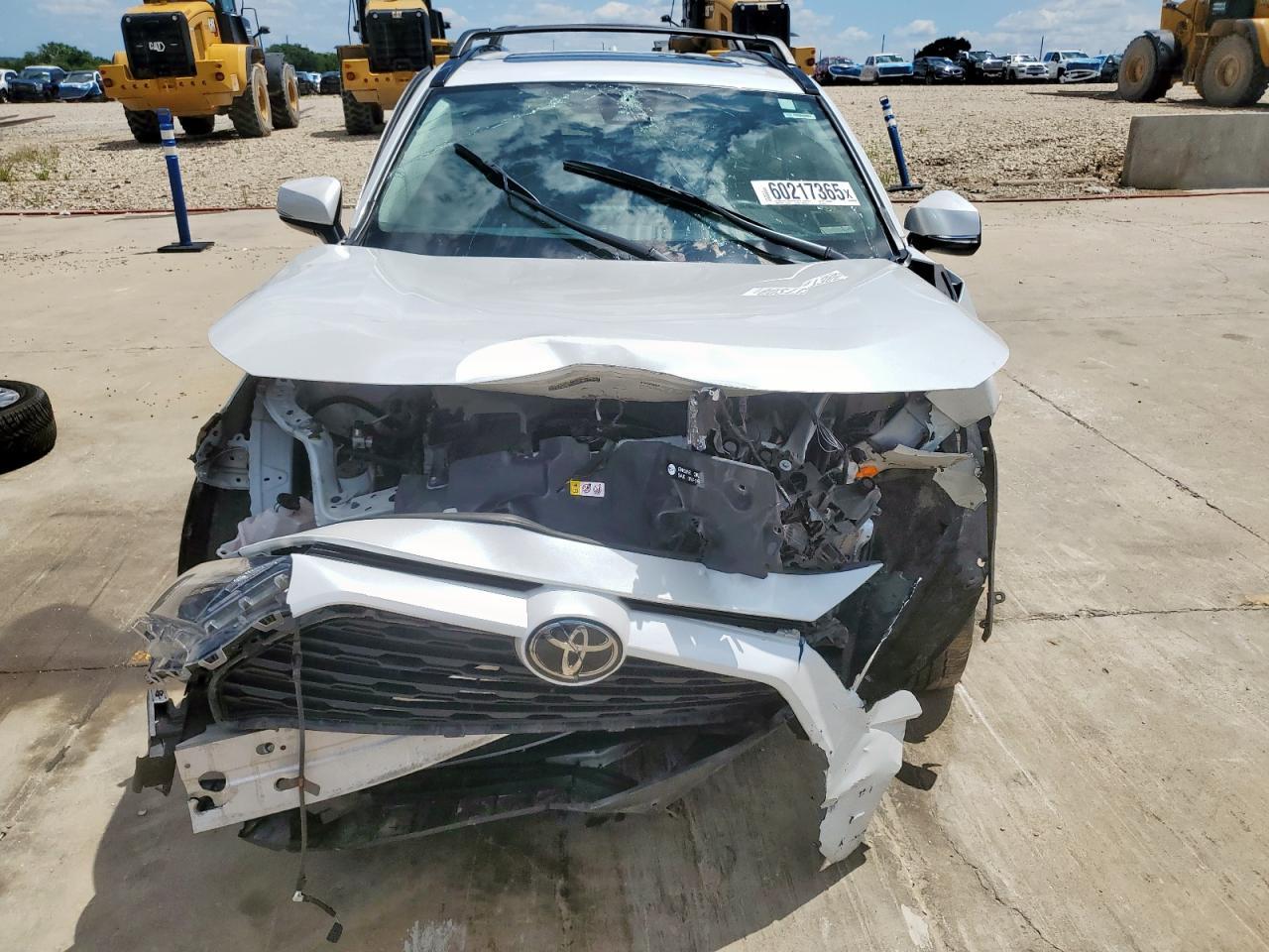 2023 Toyota RAV4, Xle Premium