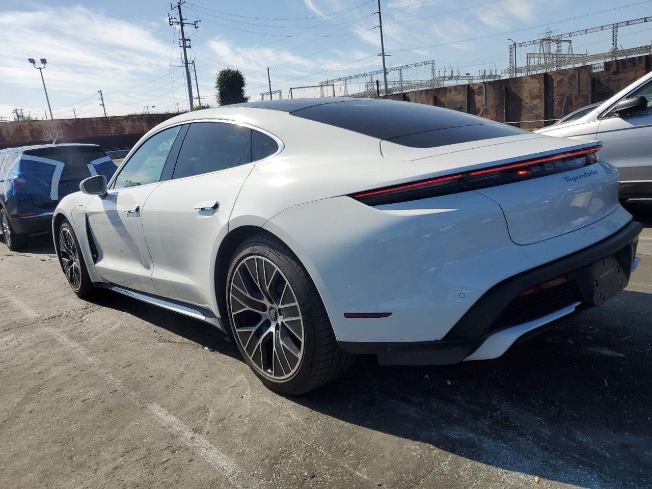 2020 Porsche Taycan, Turbo